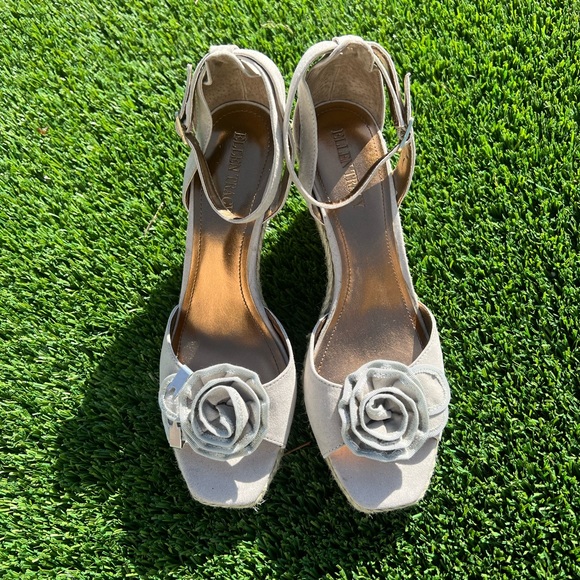 Ellen Tracy Shoes - ELLLEN TRACY Wedged Heeled